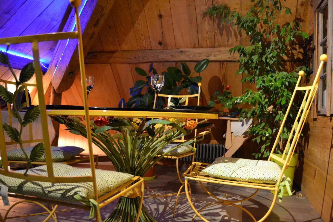 Les Jardins D'Armance Hotel Le Valdahon Exterior photo